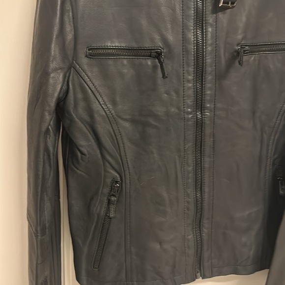 GQ Firenze-Italia Pure Leather short jacket! Classy, stylish, sassy!UK S/M! NWOT - Picture 7 of 16